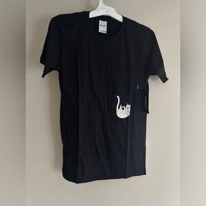 Rip N Dip Men’s Middle Finger Cat Pocket Black Graphic Tee Shirt S